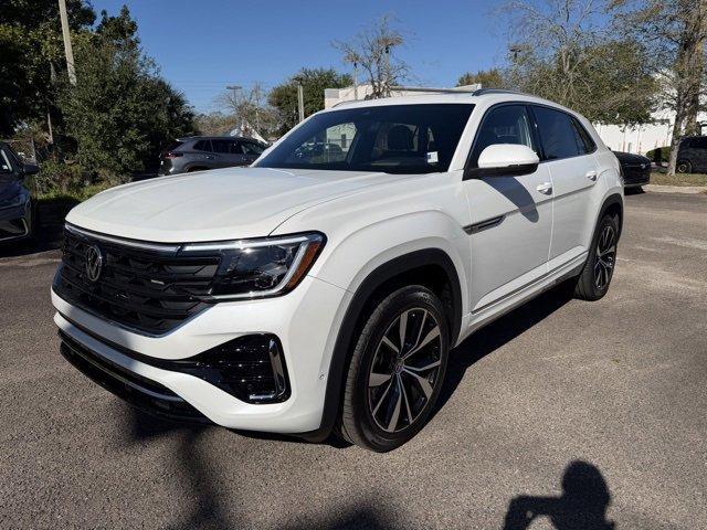 new 2026 Volkswagen Atlas Cross Sport car, priced at $53,456
