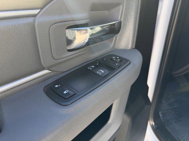 used 2019 Ram 1500 Classic car, priced at $17,895