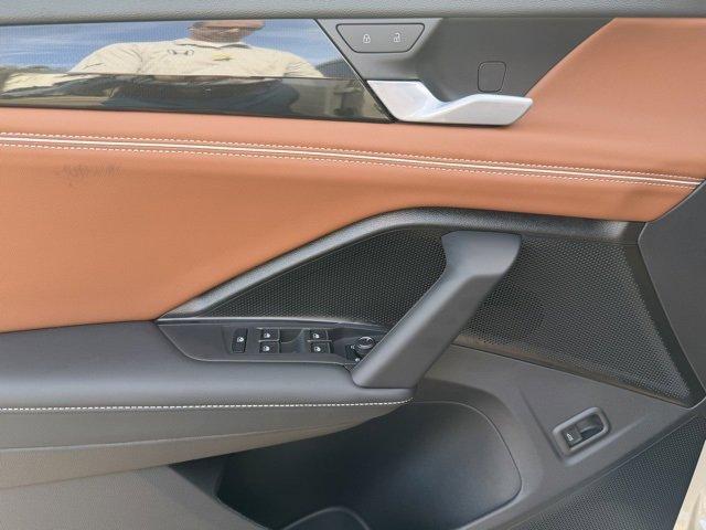 new 2026 Volkswagen Tiguan car, priced at $45,272