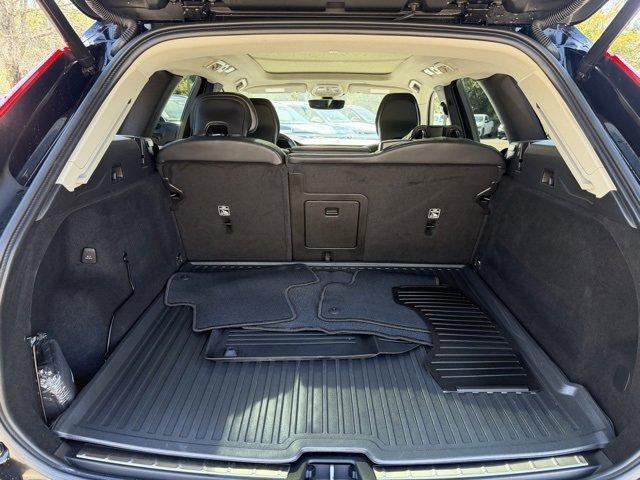 used 2023 Volvo XC60 car, priced at $31,995