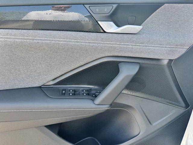 new 2025 Volkswagen Tiguan car, priced at $28,460