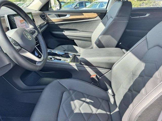 new 2026 Volkswagen Atlas car, priced at $45,344