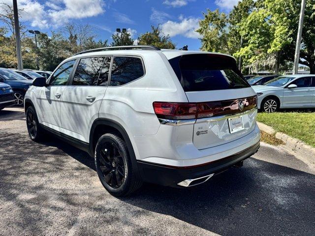 new 2026 Volkswagen Atlas car, priced at $45,344