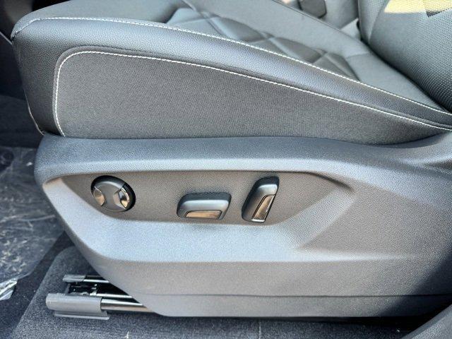 new 2026 Volkswagen Atlas car, priced at $44,395