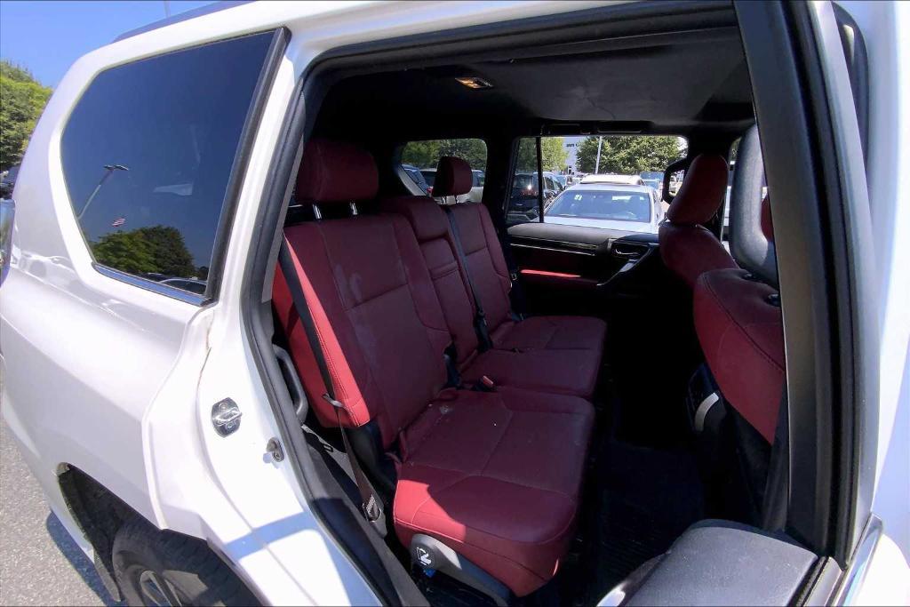 used 2022 Lexus GX 460 car, priced at $54,988