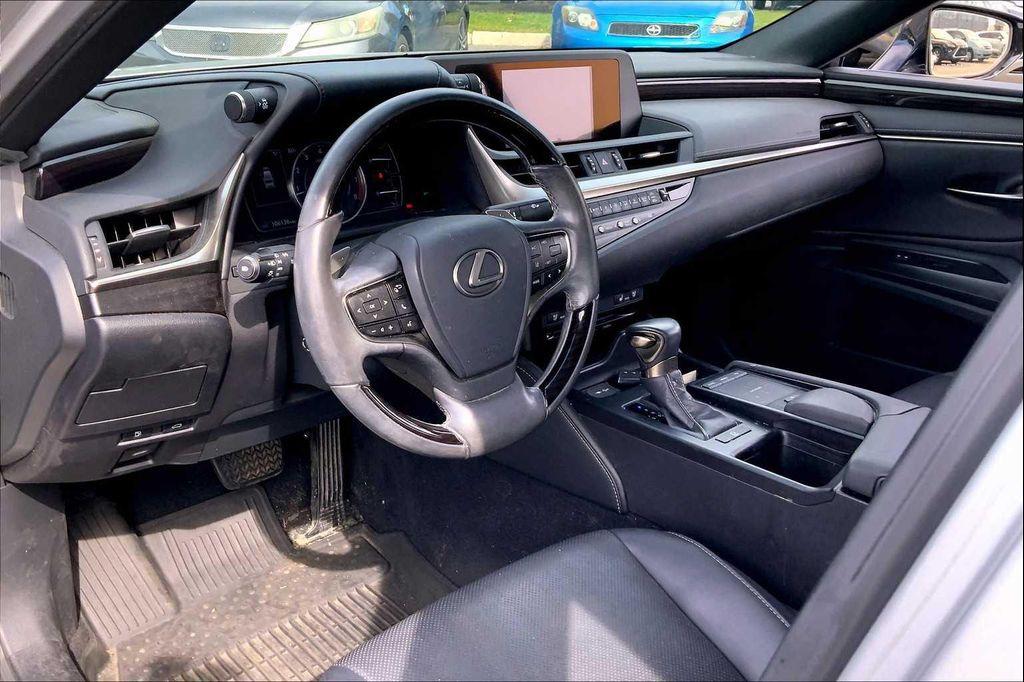 used 2019 Lexus ES 350 car, priced at $24,488