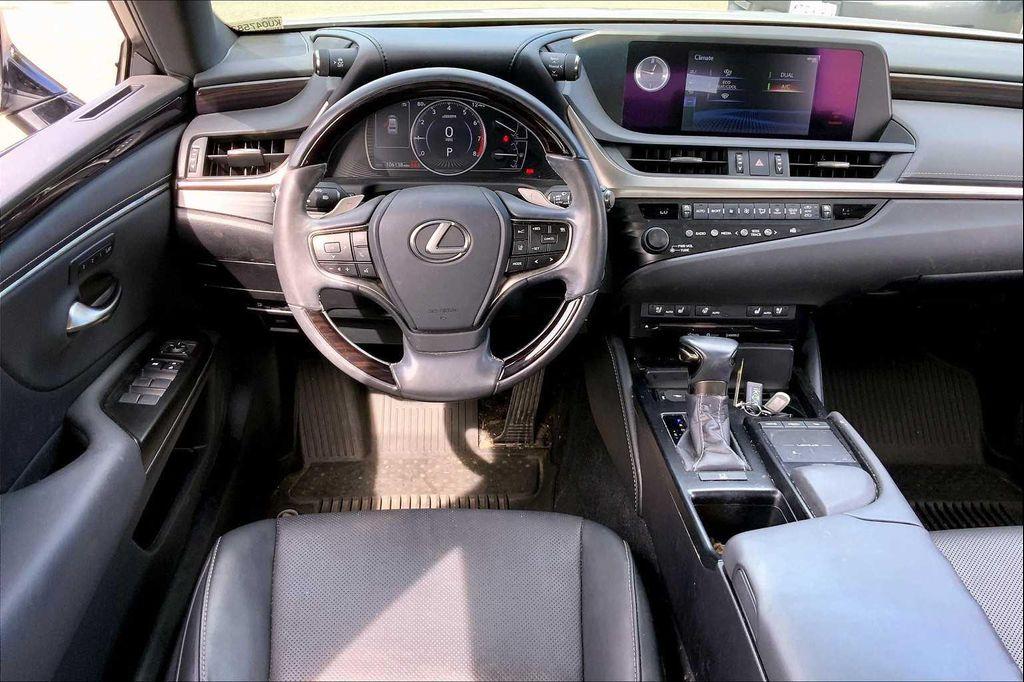 used 2019 Lexus ES 350 car, priced at $24,488