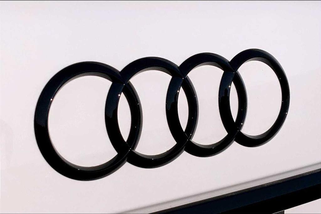 used 2024 Audi Q5 car, priced at $44,988