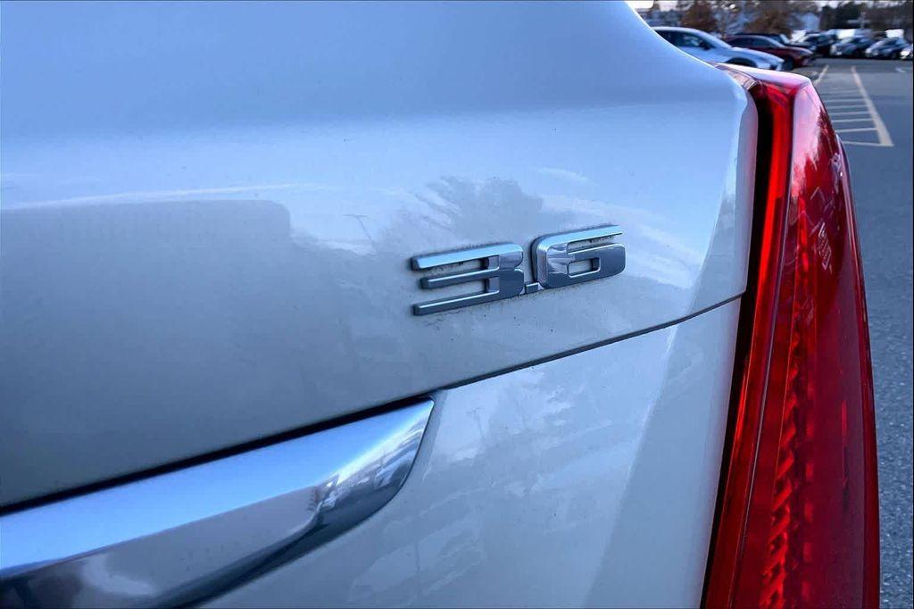 used 2017 Cadillac XT5 car, priced at $20,988