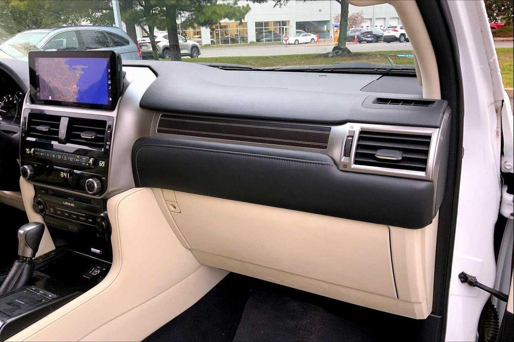 used 2022 Lexus GX 460 car, priced at $51,988