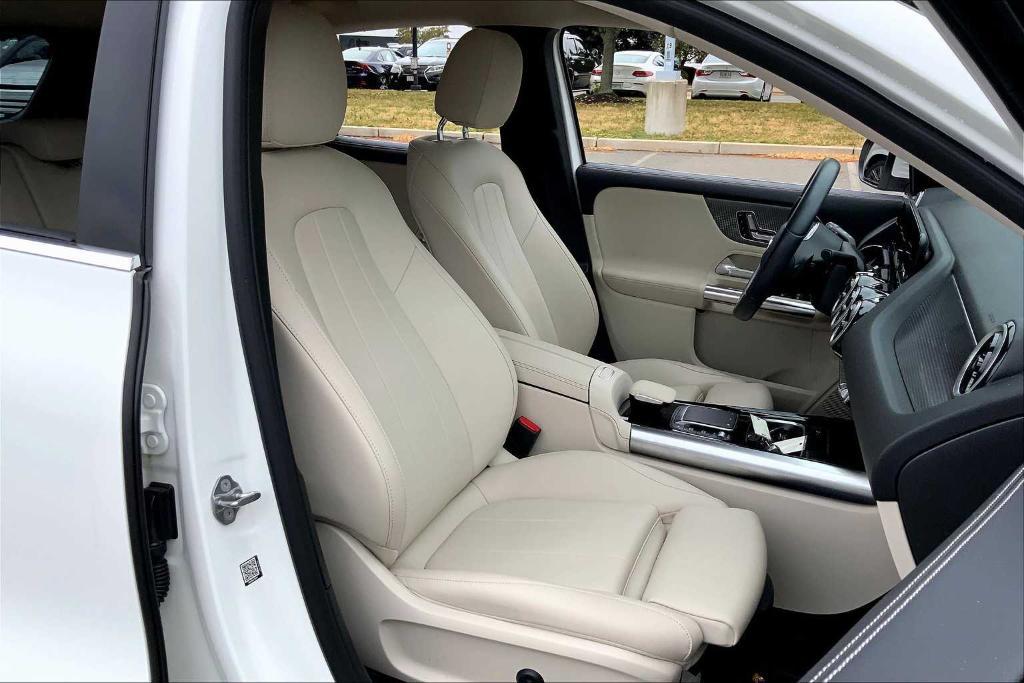 used 2023 Mercedes-Benz GLA 250 car, priced at $32,388