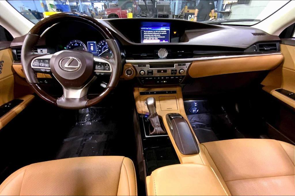 used 2018 Lexus ES 350 car, priced at $26,988