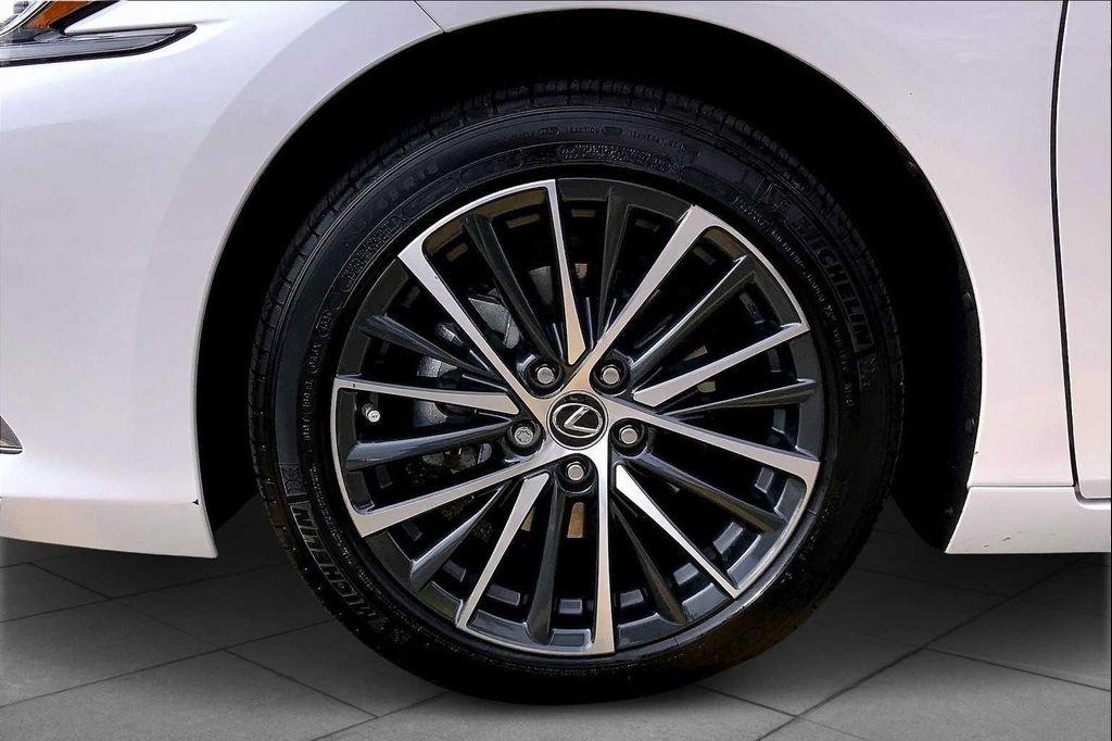 used 2025 Lexus ES 350 car, priced at $47,988