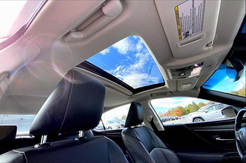used 2025 Lexus ES 350 car, priced at $47,988