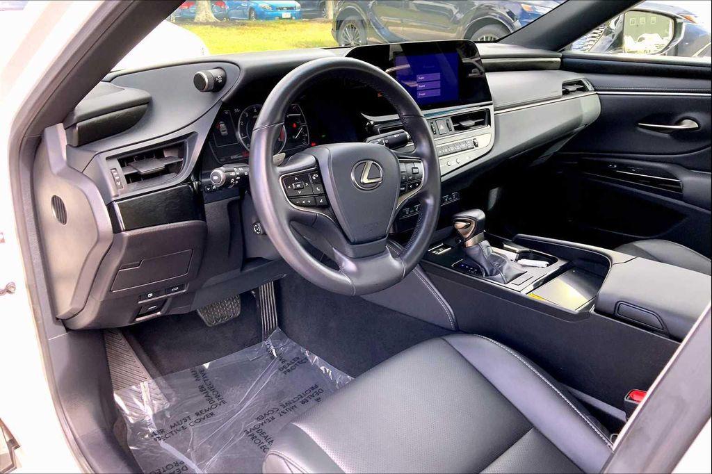 used 2025 Lexus ES 350 car, priced at $47,988