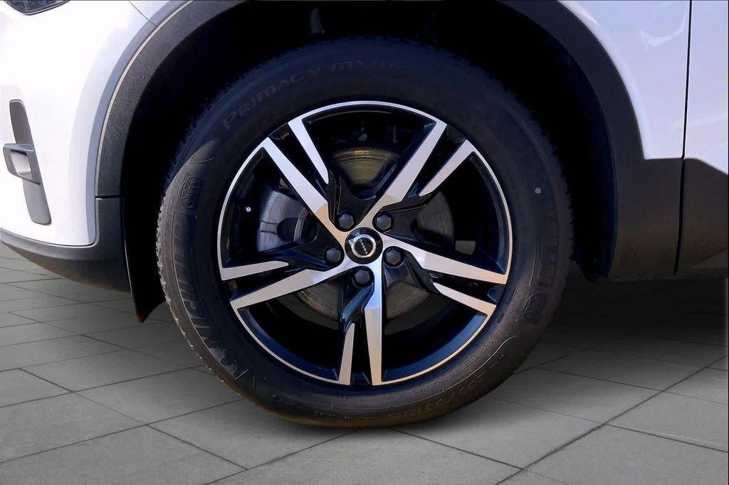 used 2023 Volvo XC40 car, priced at $30,288
