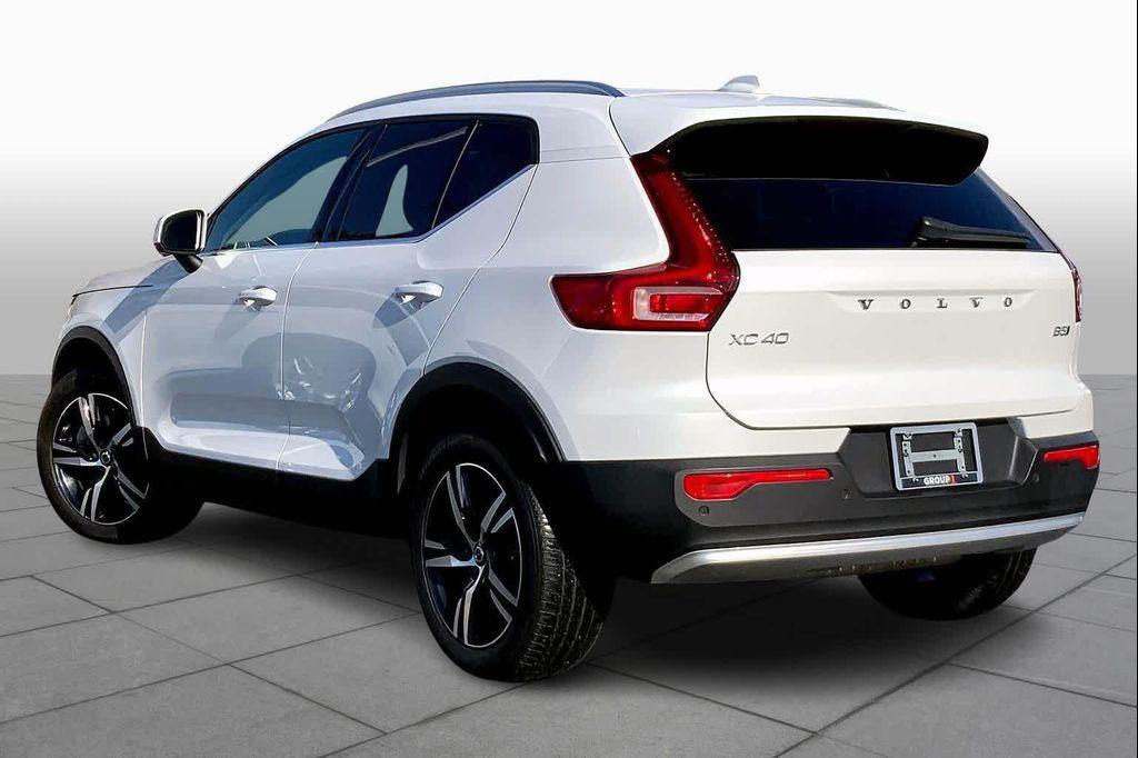 used 2023 Volvo XC40 car, priced at $30,288