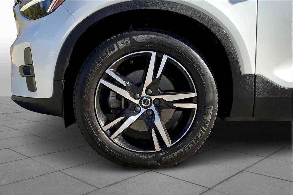 used 2023 Volvo XC40 car, priced at $30,988