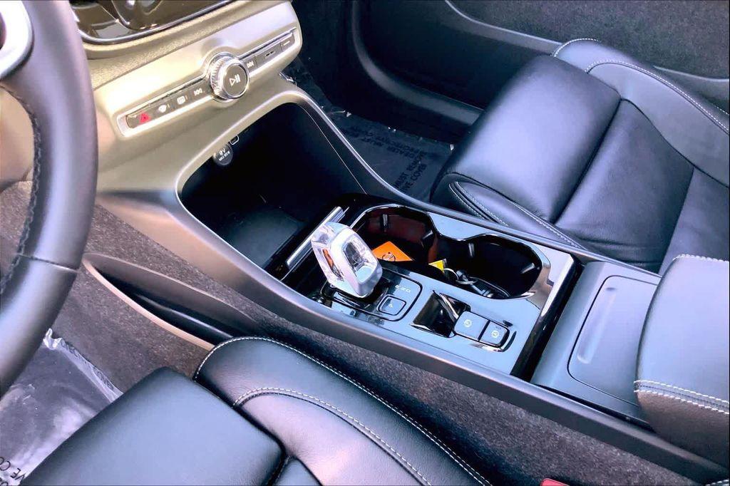 used 2023 Volvo XC40 car, priced at $30,288