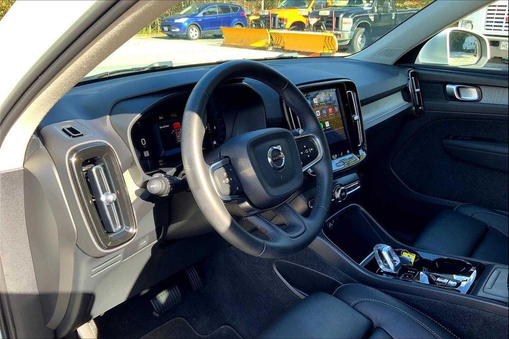 used 2023 Volvo XC40 car, priced at $30,988