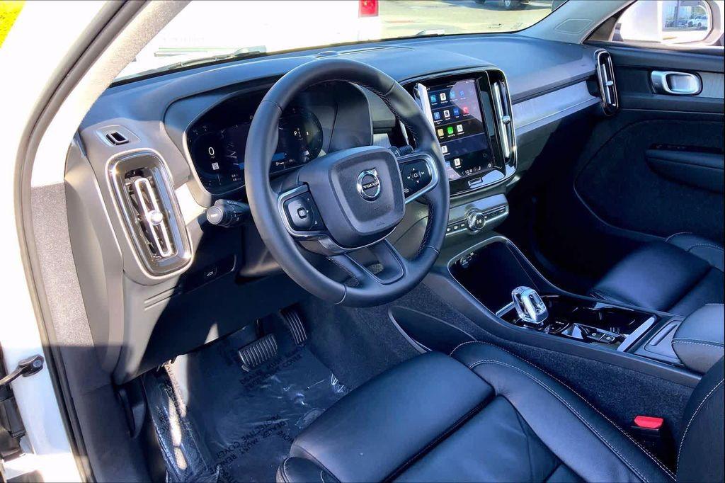 used 2023 Volvo XC40 car, priced at $30,288