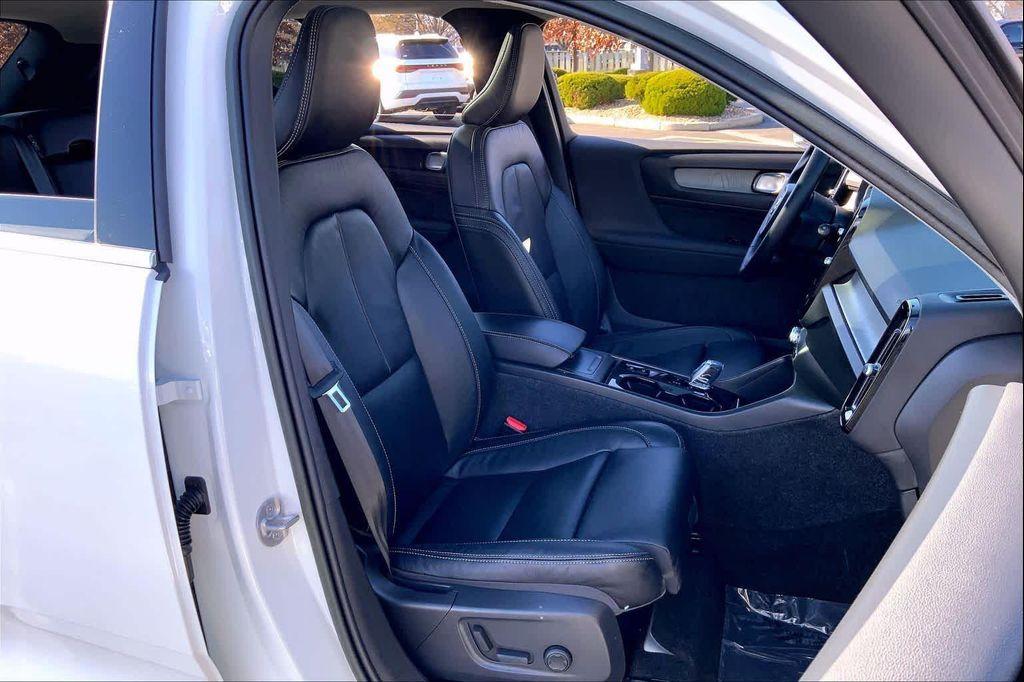 used 2023 Volvo XC40 car, priced at $30,288