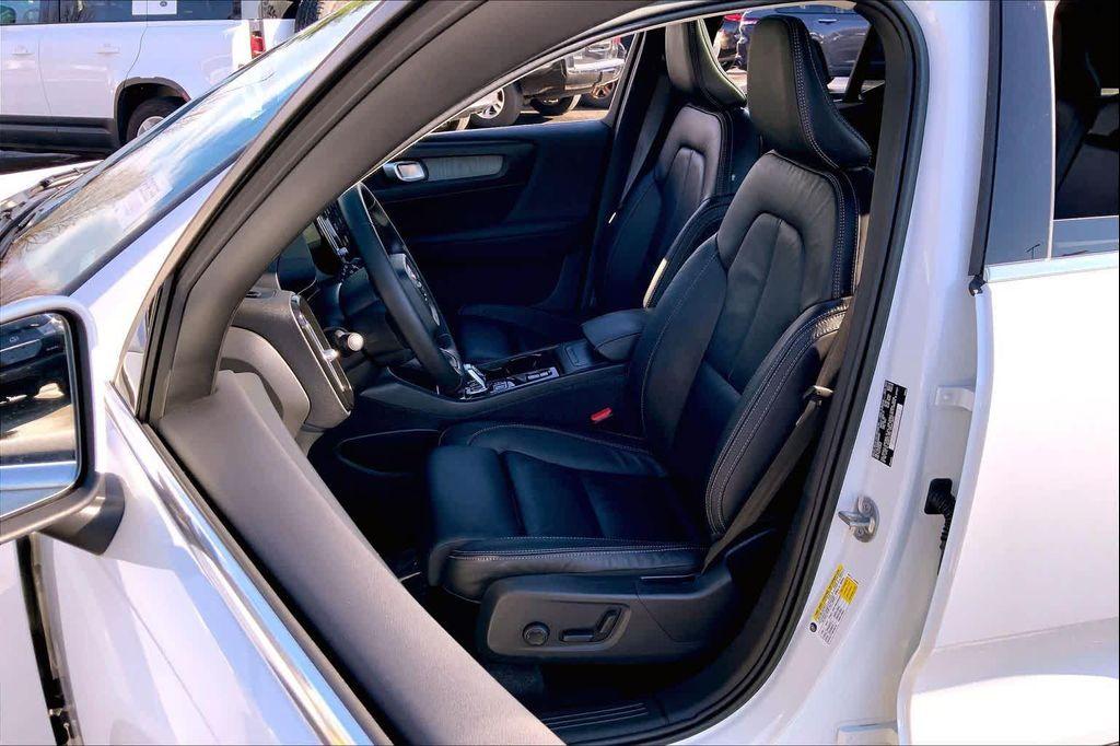used 2023 Volvo XC40 car, priced at $30,288