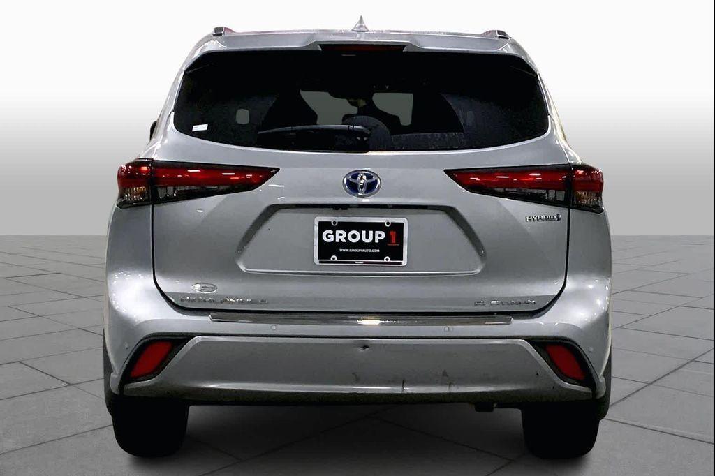 used 2021 Toyota Highlander Hybrid car, priced at $37,288