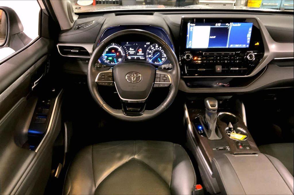 used 2021 Toyota Highlander Hybrid car, priced at $37,288