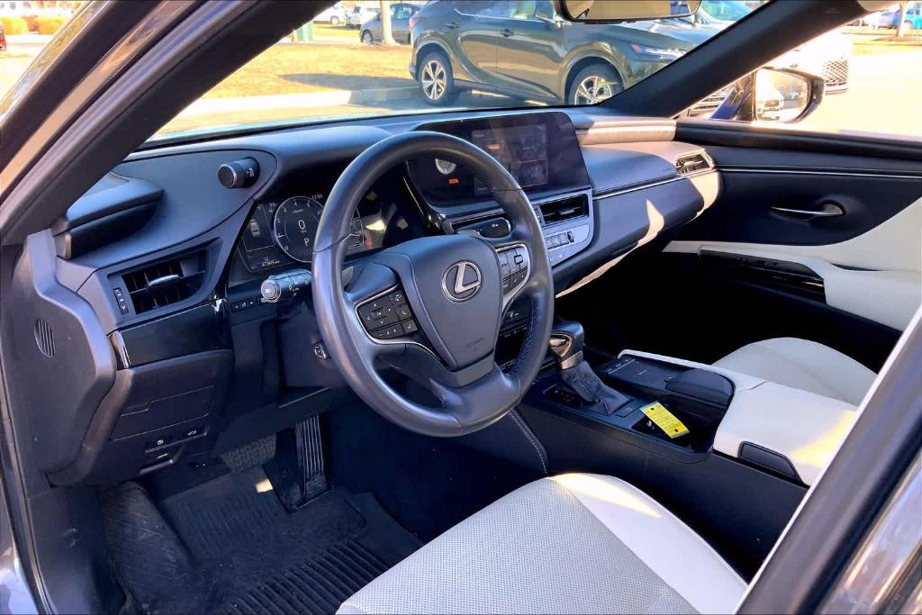 used 2022 Lexus ES 250 car, priced at $32,988