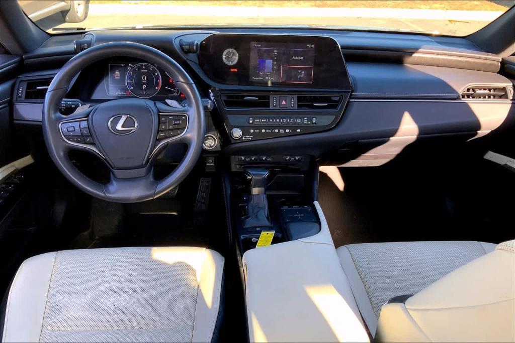 used 2022 Lexus ES 250 car, priced at $32,988