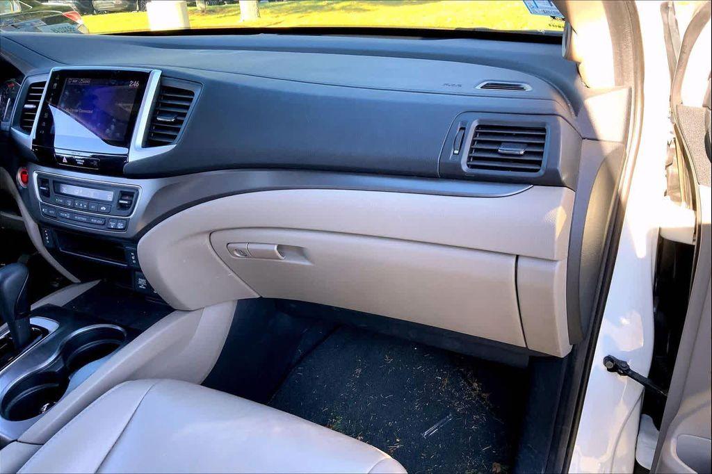 used 2017 Honda Pilot car, priced at $14,988