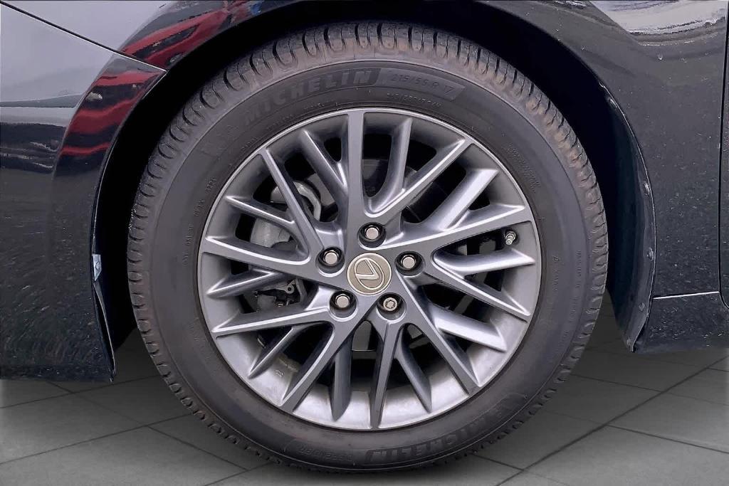 used 2018 Lexus ES 350 car, priced at $22,988