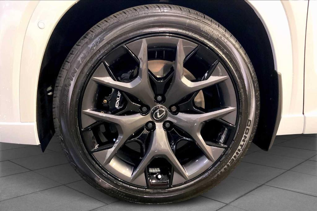 new 2025 Lexus TX 500h car, priced at $73,180