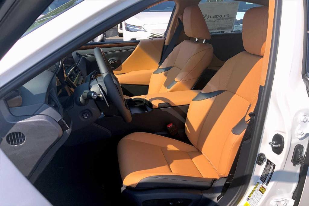 new 2025 Lexus ES 300h car, priced at $49,874