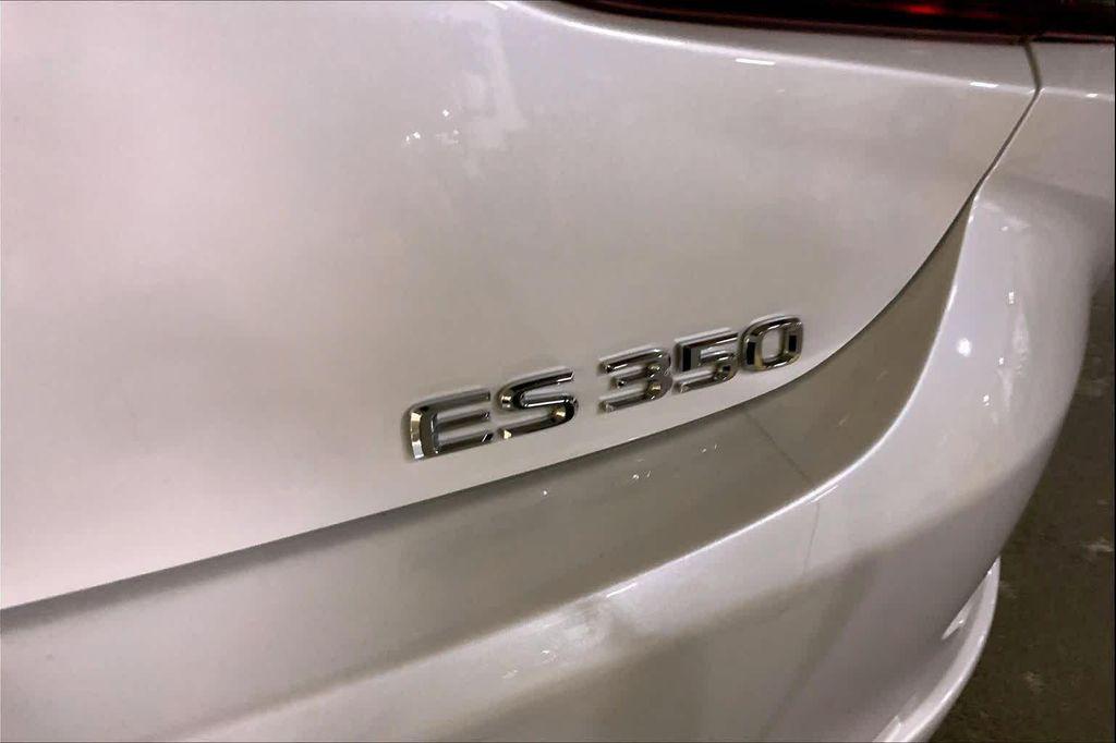 used 2024 Lexus ES 350 car, priced at $42,488