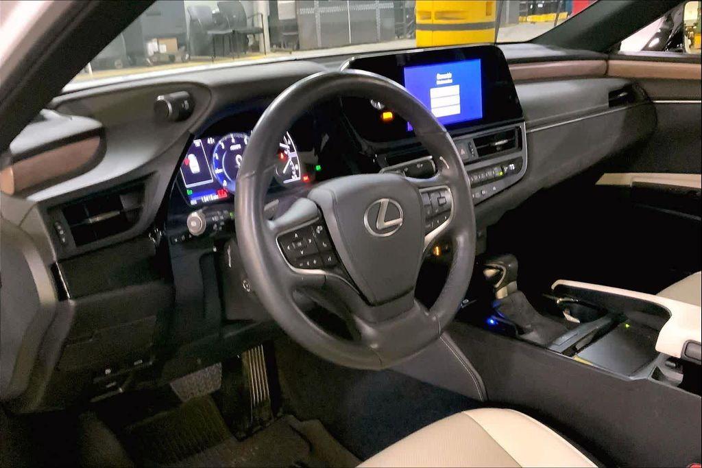 used 2024 Lexus ES 350 car, priced at $42,488