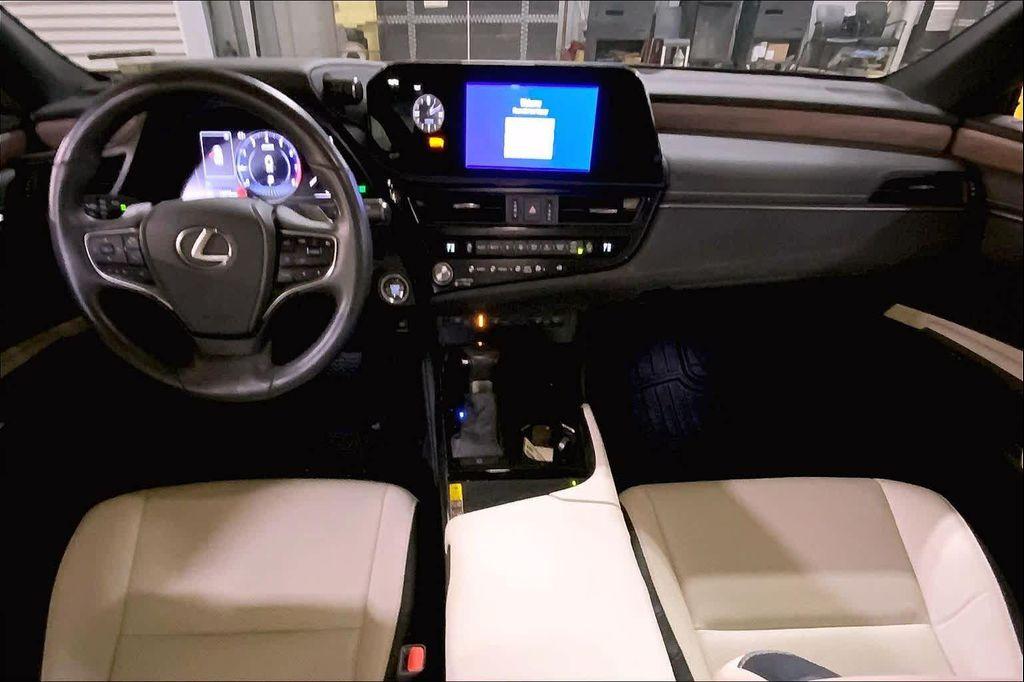 used 2024 Lexus ES 350 car, priced at $42,488