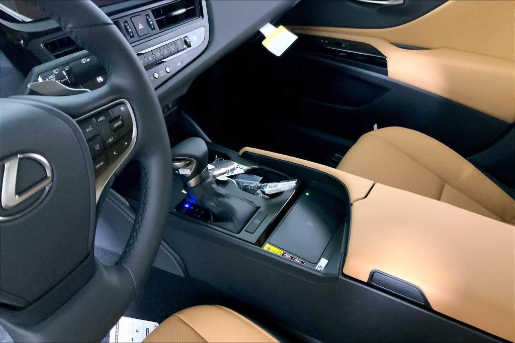 new 2025 Lexus ES 350 car, priced at $48,374