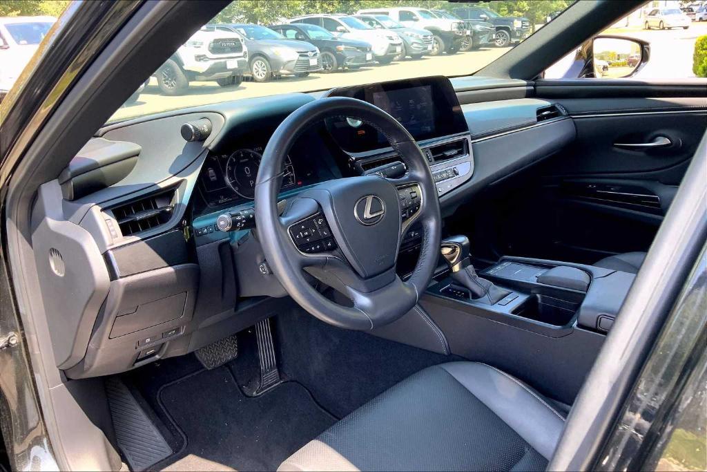 used 2022 Lexus ES 250 car, priced at $34,988