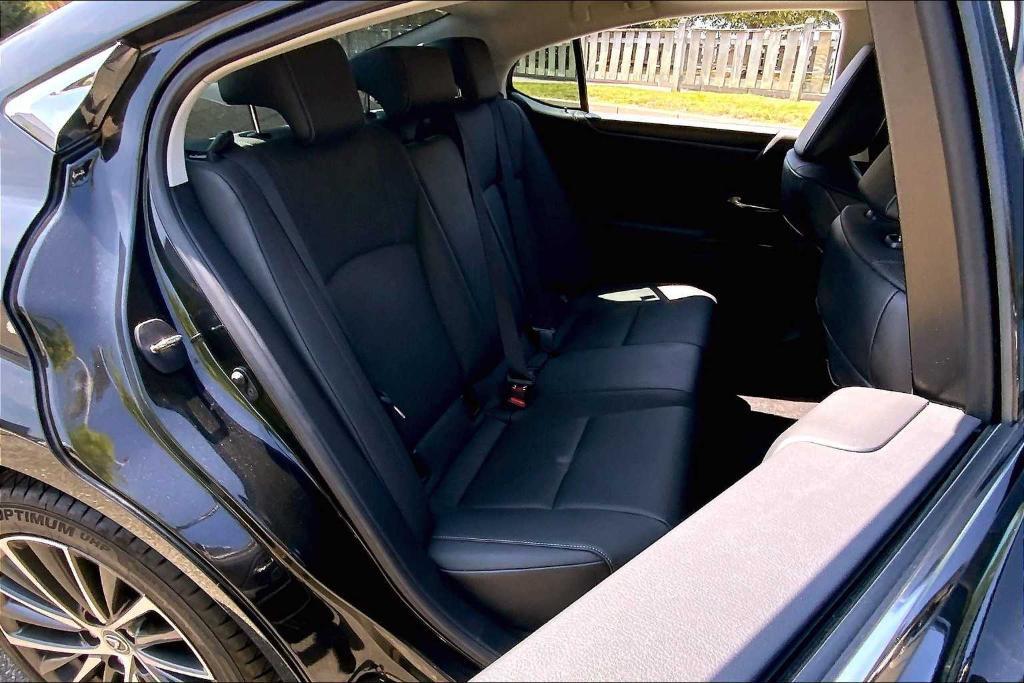 used 2022 Lexus ES 250 car, priced at $34,988