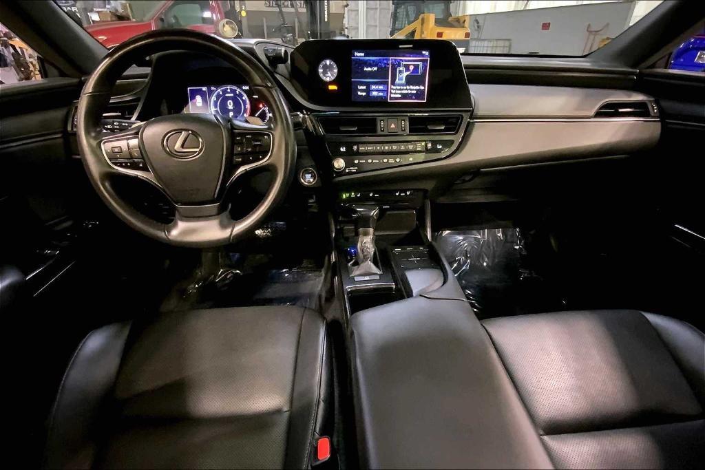 used 2022 Lexus ES 250 car, priced at $34,988