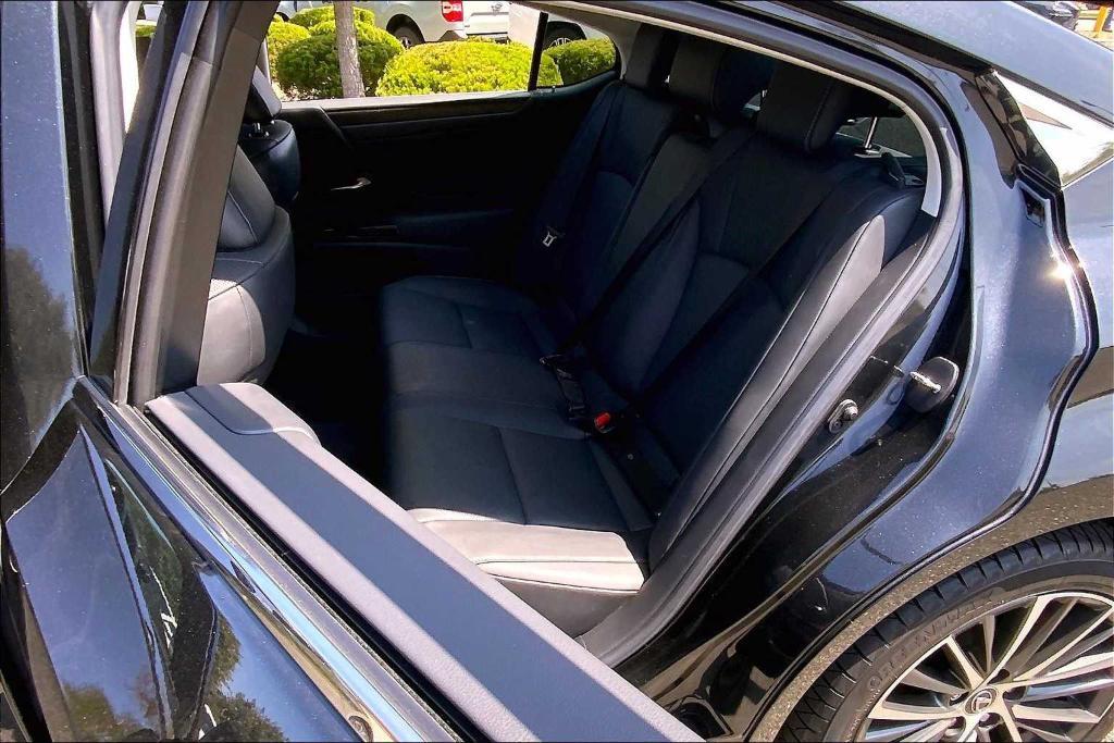 used 2022 Lexus ES 250 car, priced at $34,988