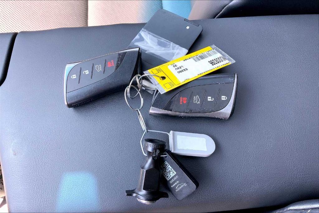 used 2022 Lexus ES 250 car, priced at $34,988