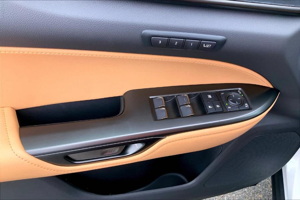 new 2025 Lexus NX 350 car, priced at $51,559