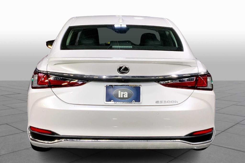 new 2025 Lexus ES 300h car, priced at $54,269