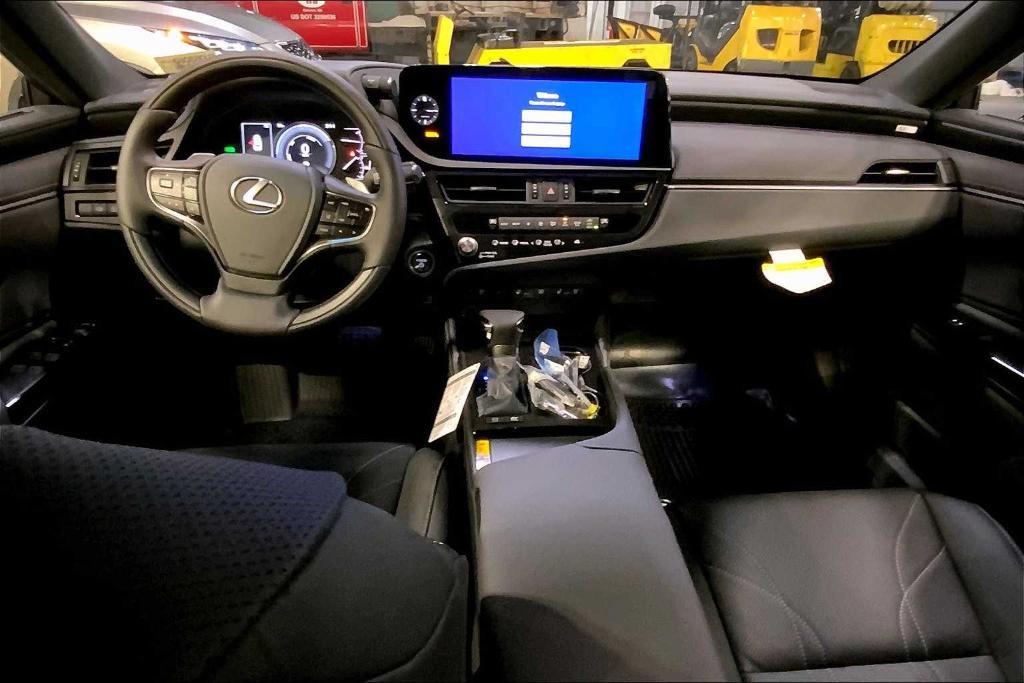 new 2025 Lexus ES 300h car, priced at $54,269