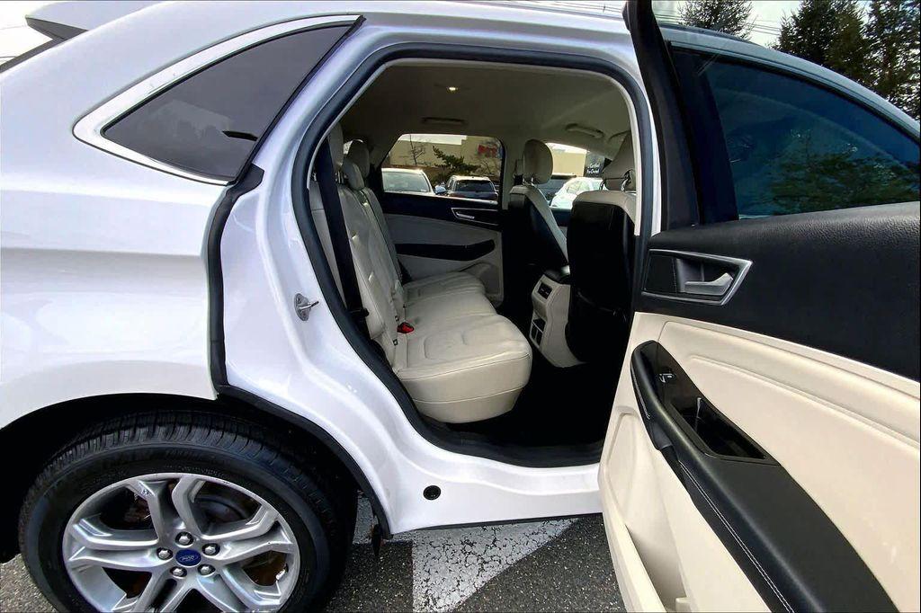 used 2016 Ford Edge car, priced at $14,288
