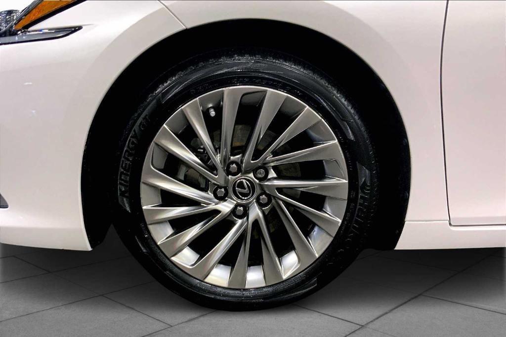 used 2019 Lexus ES 350 car, priced at $34,788