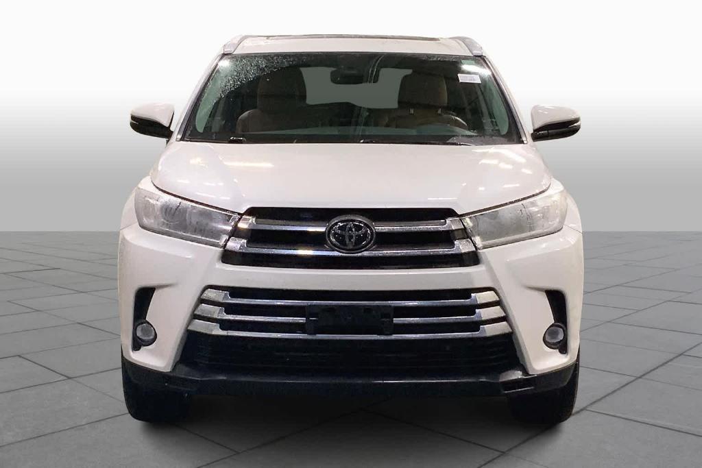 used 2019 Toyota Highlander car, priced at $25,988